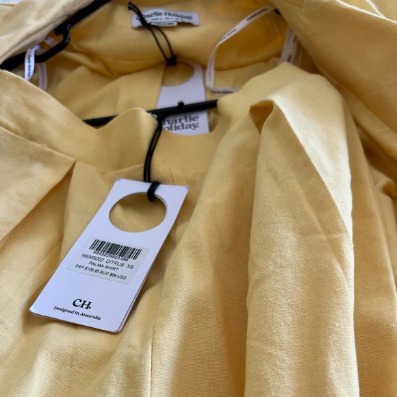 CH SET - Picture 12 of 15